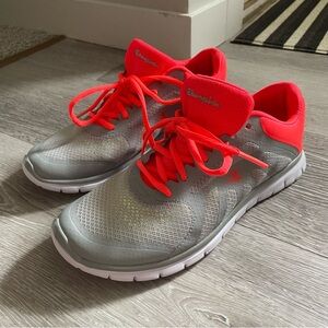 Champion Running Tennis Athletic Sneaker Shoes Lightweight Neon Coral Size 9